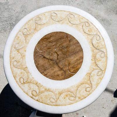 Marble table with carved navel